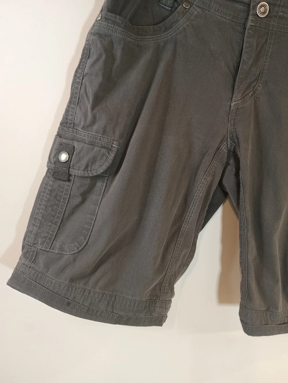 Kuhl Women's Casual Cargo Shorts in Dark Gray - Picture 3 of 14
